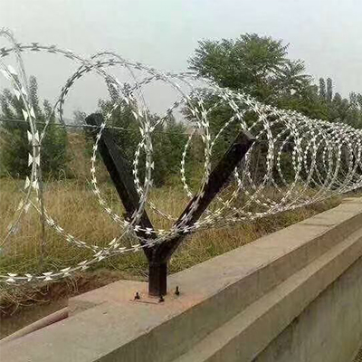 Razor wire